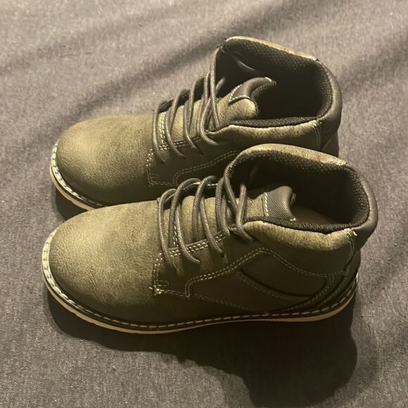 Sonoma Gray FastTravel Lace Up Memory foam Boots Size 13 In Box New - Picture 5 of 6